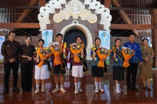 Apresiasi Generasi Muda , Bupati Kembang Ajak Remaja bersiap jadi pemimpin