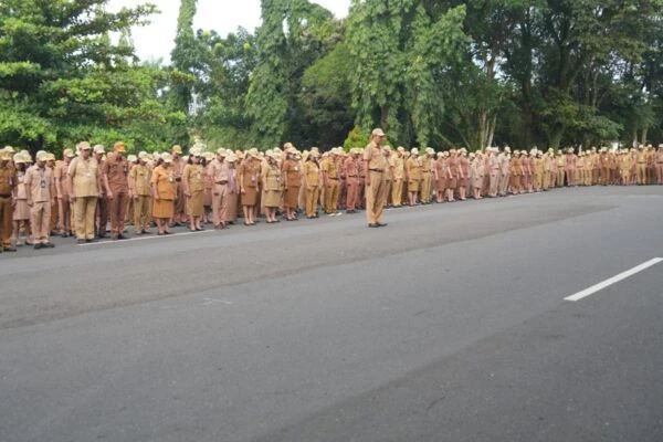 Pemkab Jembrana Bayar TPP dalam THR ASN 50 Persen Demi Prioritaskan Tutup Kekurangan JKN Rp16 Miliar
